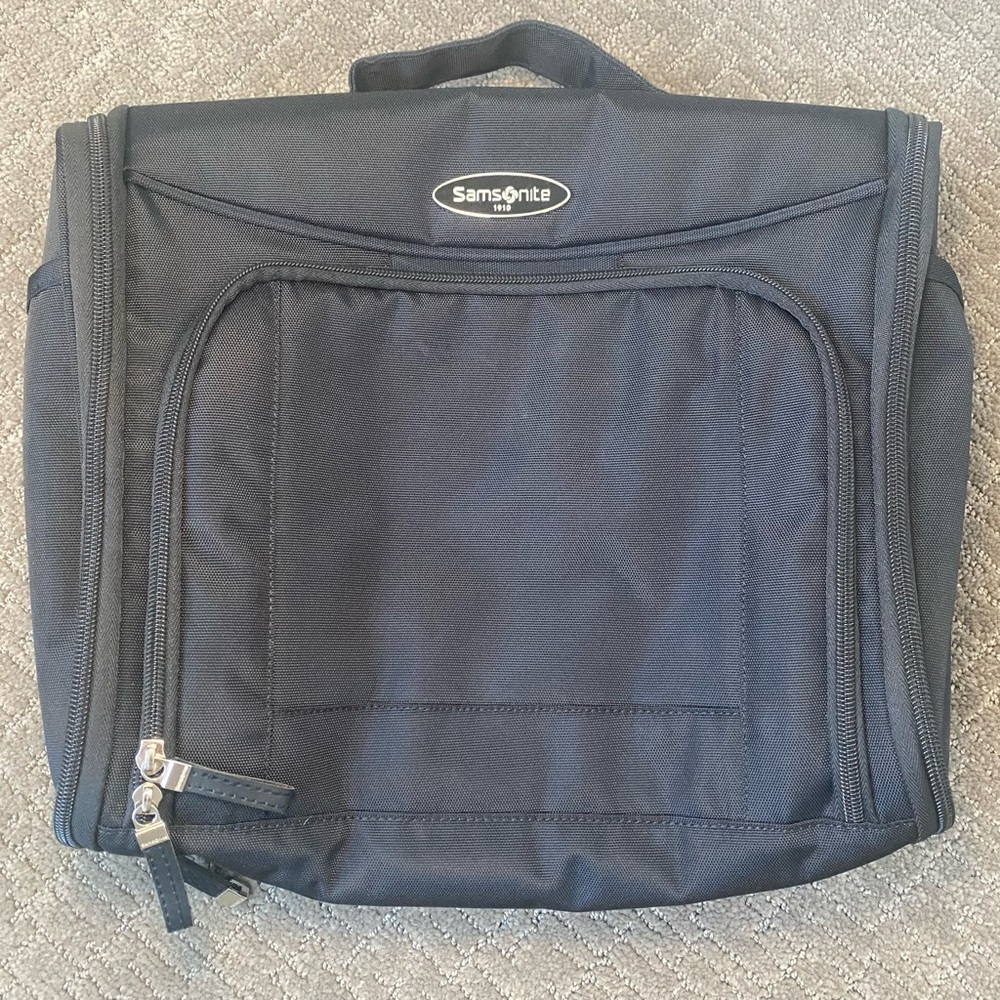 Samsonite Black Large Toiletry Kit